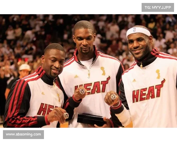 《篮球传奇的背后:揭开NBA巨星成长与奋斗的真实故事》 《篮球传奇的背后:揭开NBA巨星成长与奋斗的真实故事》